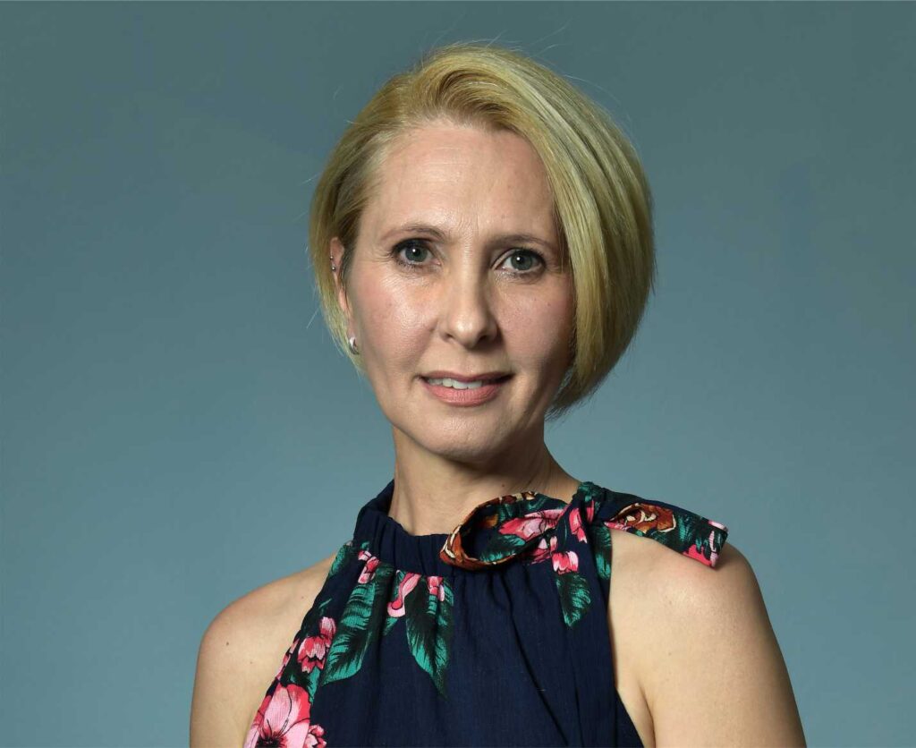 The current image has no alternative text. The file name is: amanda2.jpg